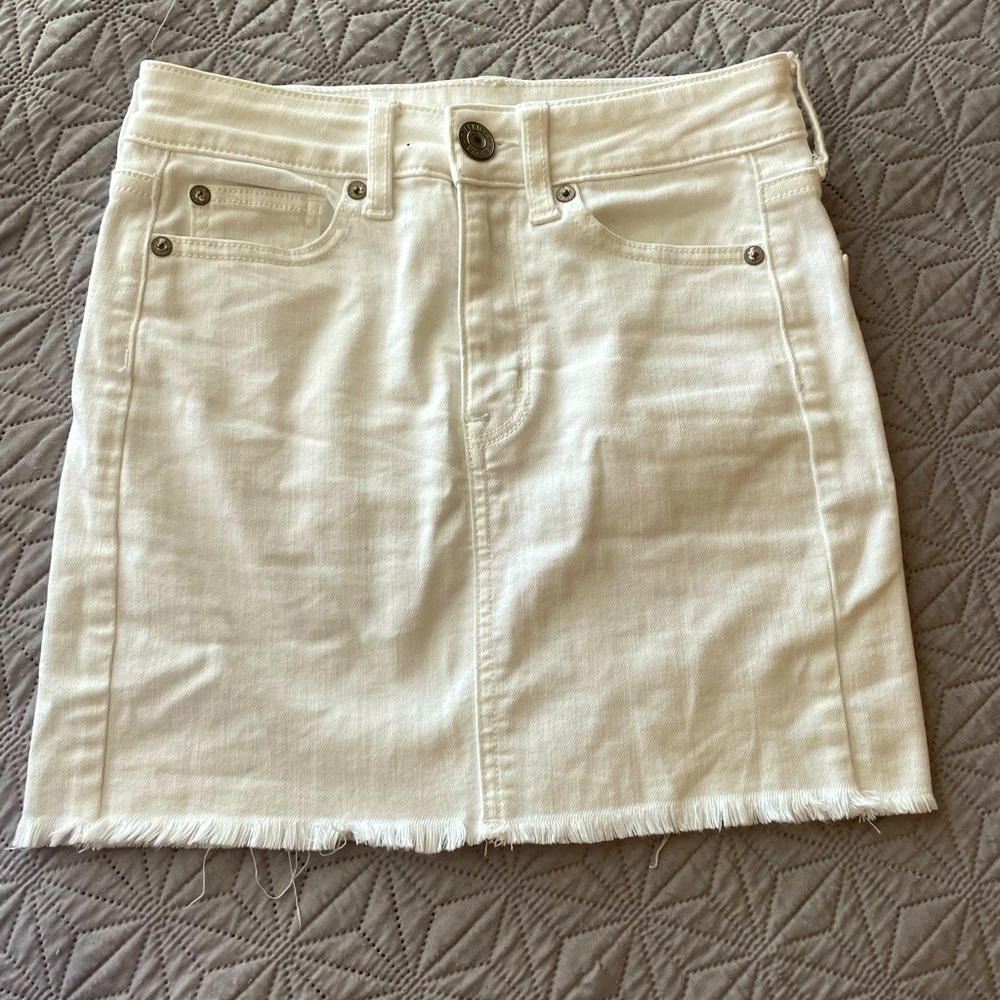 American Eagle White Jean Skirt